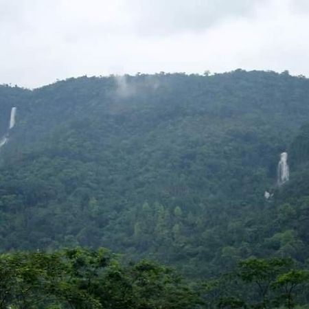 Jaintia Hill Resort Latu Exterior foto